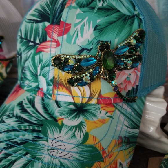 Custom made hats. - Picture 3 of 8